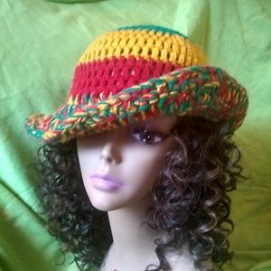 Crochet bucket hat.